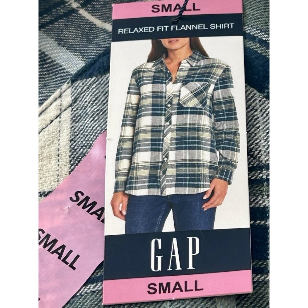 NWT GAP Women's Flannel Shirt Plaid Long Sleeve Button Down Relaxed Fit Blue Grn